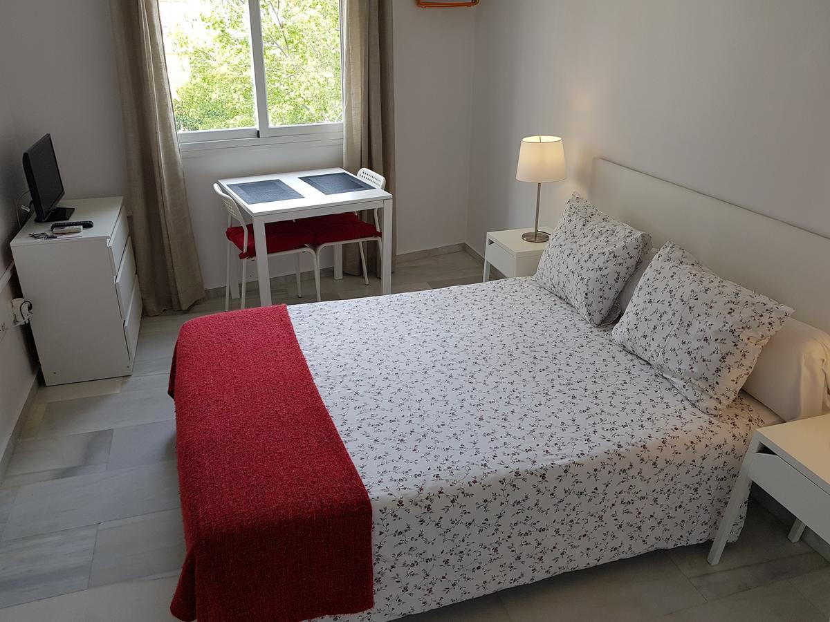 Fan Flat Eugenio (Adults Only) Apartamento Málaga Exterior foto